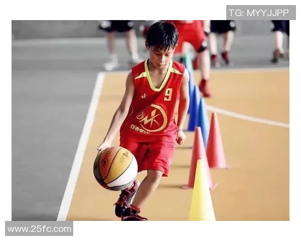 翟晓川的篮球之路：从青涩少年到CBA明星的成长历程与心路历程